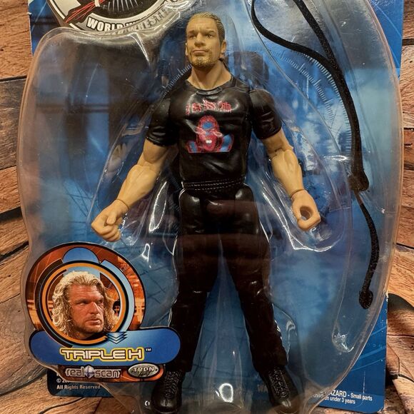 WWF Triple H Jakks Pacific Rebellion Series 4 Wrestling Action Figure Strap MOC - Picture 2 of 7